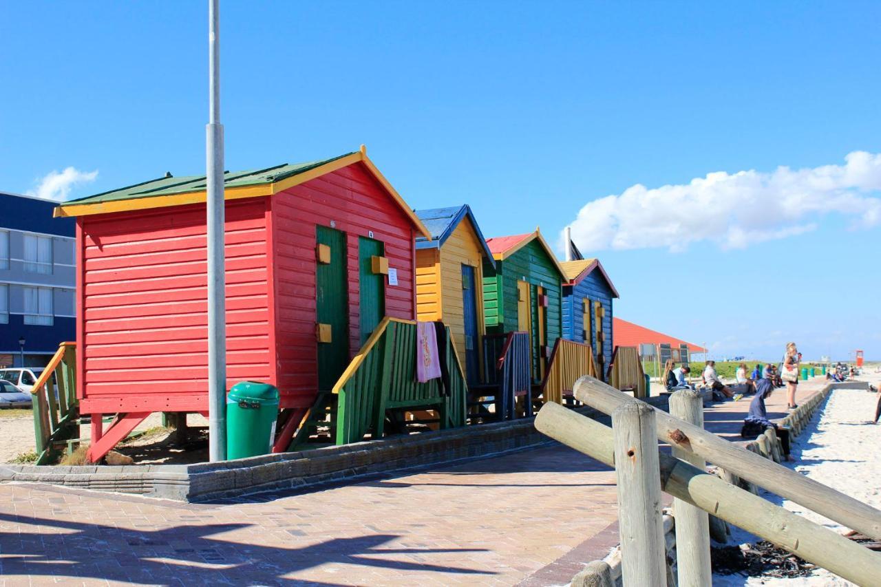 The Place Muizenberg Luaran gambar